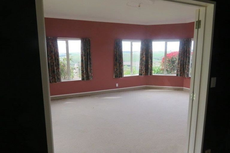 Photo of property in 69 Pirau Road, Fernhill, Napier, 4183