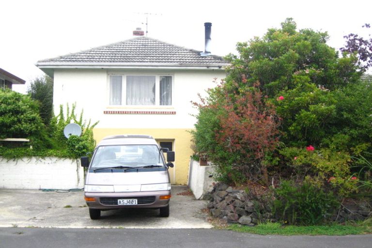 Photo of property in 1 Kennedy Road, Fairfield, Dunedin, 9018