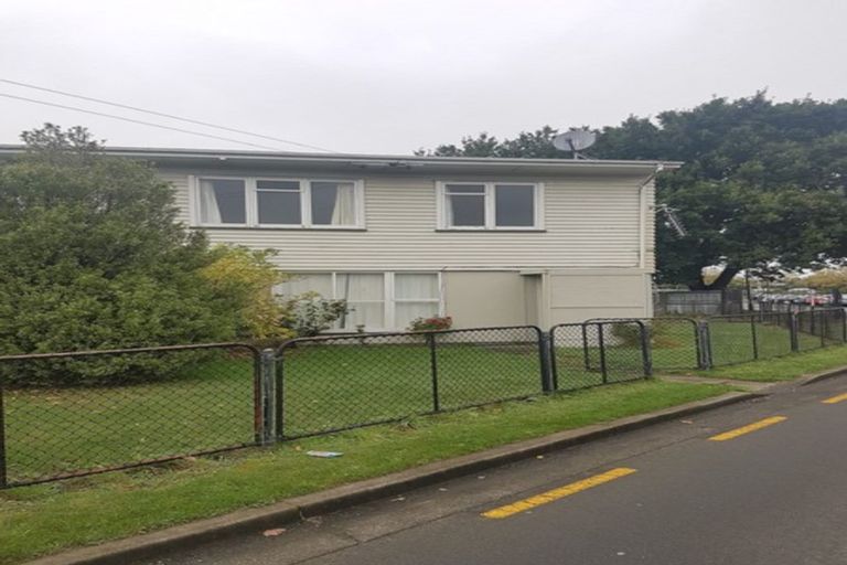 Photo of property in 59 Momorangi Crescent, Redwood, Christchurch, 8051