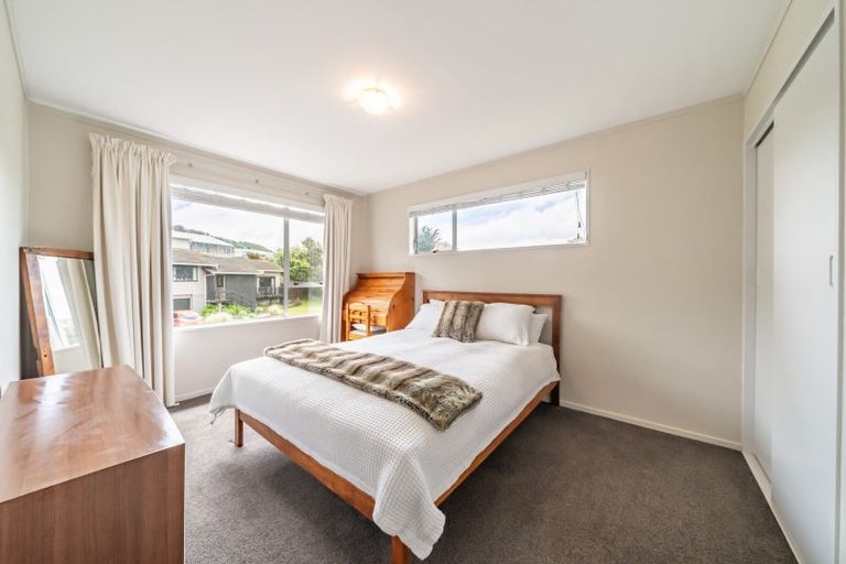 Photo of property in 3 Bowline Place, Whitby, Porirua, 5024
