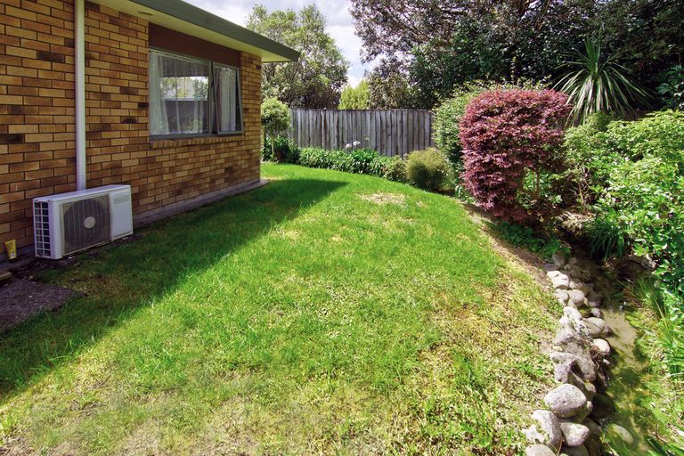 Photo of property in Holdsworth Villas, 41/2 William Donald Drive, Solway, Masterton, 5810
