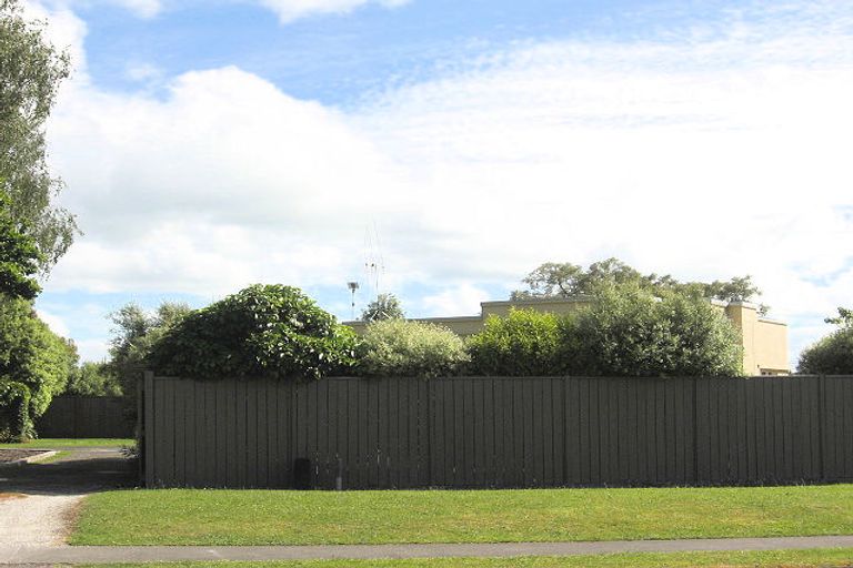 Photo of property in 54 Wordsworth Street, Leamington, Cambridge, 3432