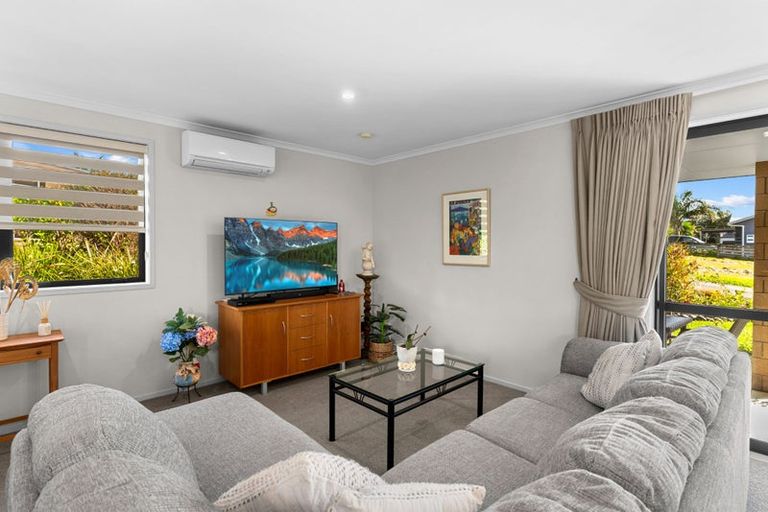 Photo of property in 9 Kakapo Place, Mangawhai, 0505