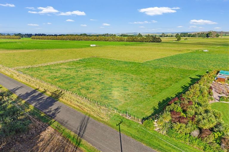 Photo of property in 913 Aorangi Road, Maraekakaho, 4171