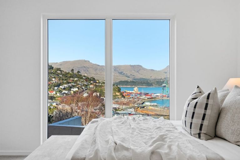 Photo of property in 43 Jacksons Road, Lyttelton, 8082