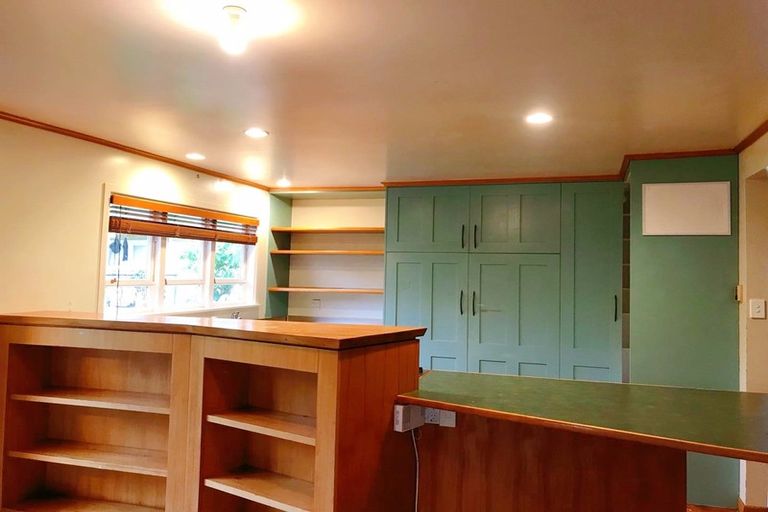 Photo of property in 9 Preston Avenue, Mount Albert, Auckland, 1025