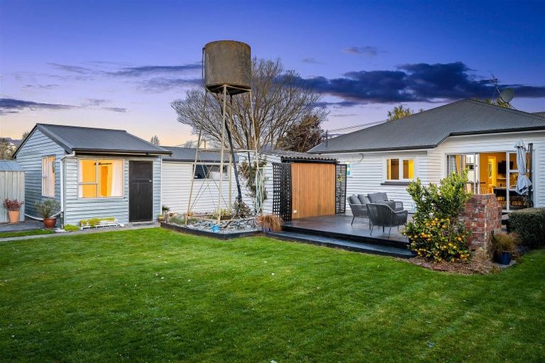 Photo of property in 27 Hastings Street, Southbridge, 7602