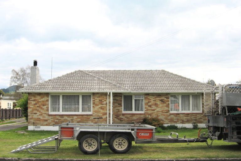 Photo of property in 26 Whitworth Road, Utuhina, Rotorua, 3015