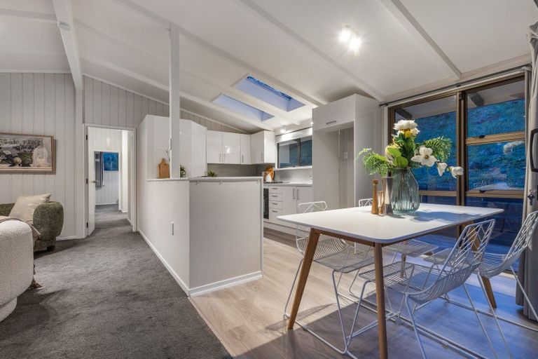 Photo of property in 25 Solander Place, Whitby, Porirua, 5024