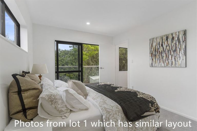Photo of property in 10b Ballial Place, West Harbour, Auckland, 0618