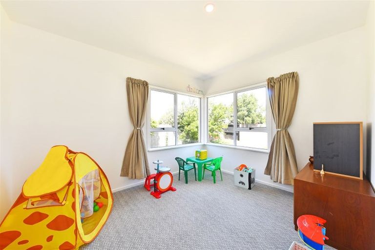 Photo of property in 24 Roberts Road, Hei Hei, Christchurch, 8042