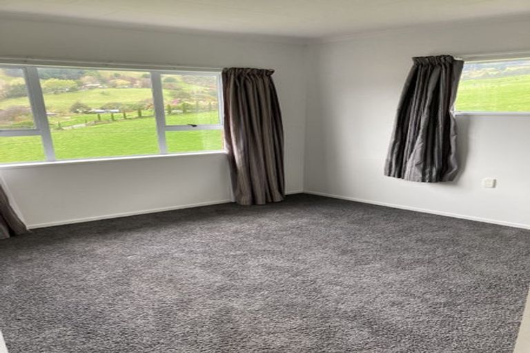 Photo of property in 3 Hellyer Street, Macandrew Bay, Dunedin, 9014