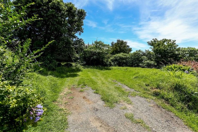 Photo of property in 32 Lawry Street, Blagdon, New Plymouth, 4310