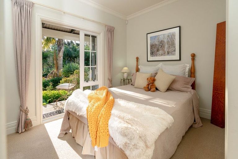 Photo of property in 48 Elizabeth Street, Waikanae, 5036