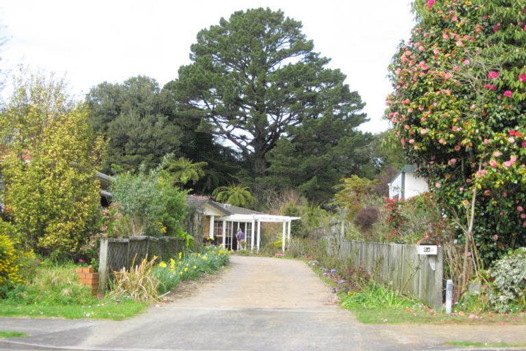 Photo of property in 5 Tawa Street, Inglewood, 4330