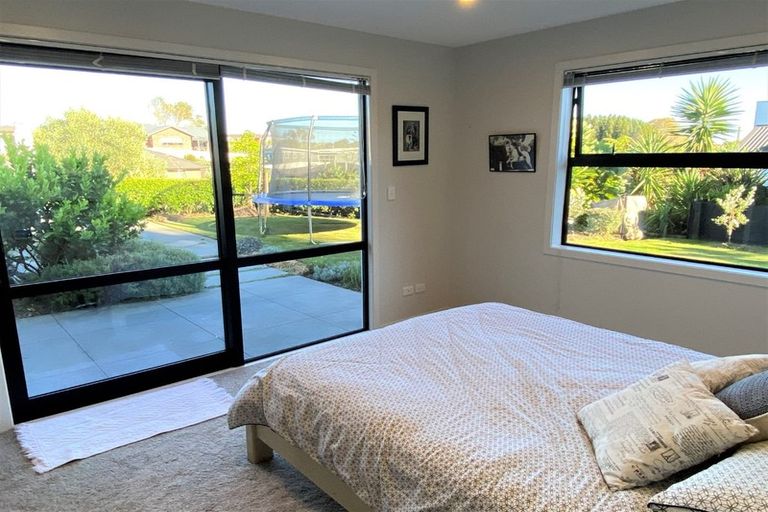 Photo of property in 82 Karamea Street, Whalers Gate, New Plymouth, 4310