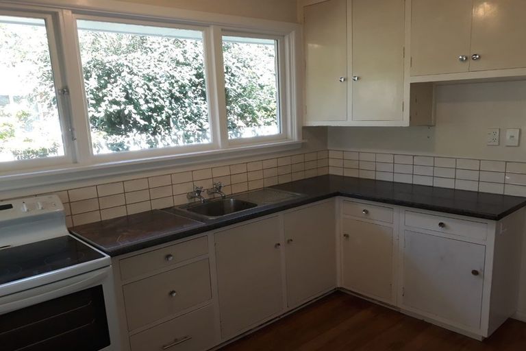 Photo of property in 63 Woodbury Street, Russley, Christchurch, 8042