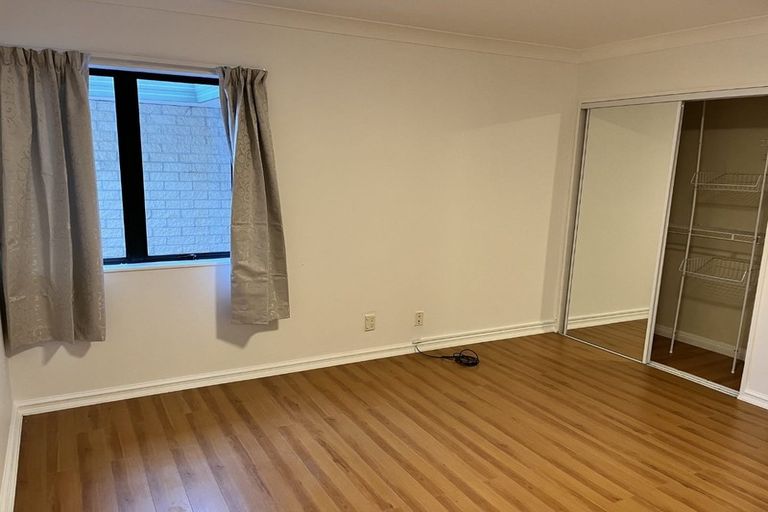 Photo of property in 13 Elsfield Place, Torbay, Auckland, 0630