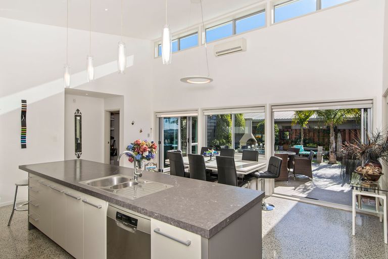 Photo of property in 11 Renner Place, Pyes Pa, Tauranga, 3112