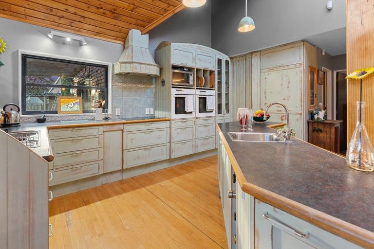 Photo of property in 150 Otaihanga Road, Otaihanga, Paraparaumu, 5036