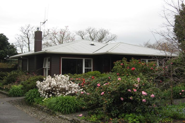 Photo of property in 1 Kotare Place, Levin, 5510