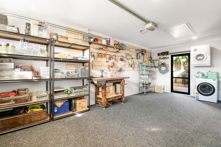 Photo of property in 7a Parkwood Crescent, Gulf Harbour, Whangaparaoa, 0930