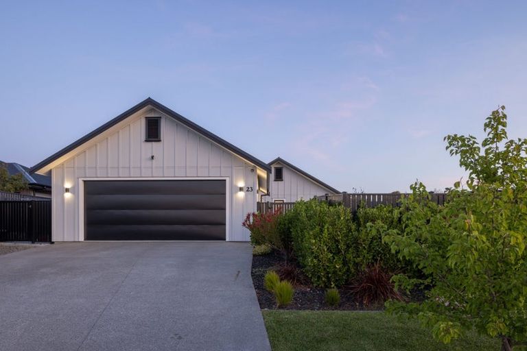 Photo of property in 23 Rich Rise, Havelock North, 4130