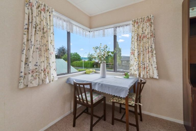 Photo of property in 134 Kawaha Point Road, Kawaha Point, Rotorua, 3010