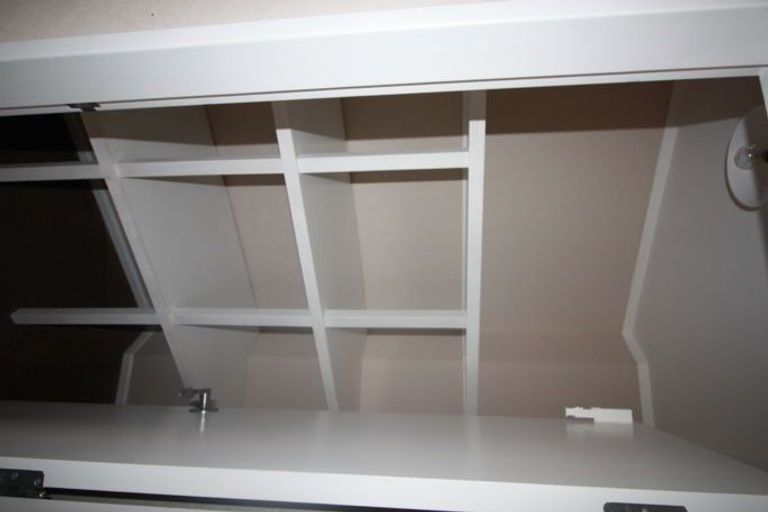 Photo of property in 17 Cleveland Heights, Kelvin Grove, Palmerston North, 4414