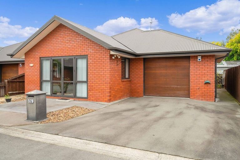 Photo of property in 520 Mairehau Road, Parklands, Christchurch, 8083