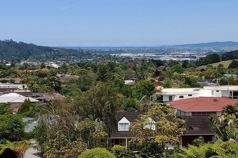 Photo of property in 12 Magnolia Avenue, Te Kamo, Kamo, 0112