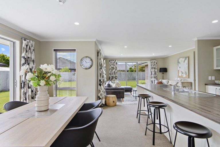 Photo of property in 70 Aidanfield Drive, Aidanfield, Christchurch, 8025