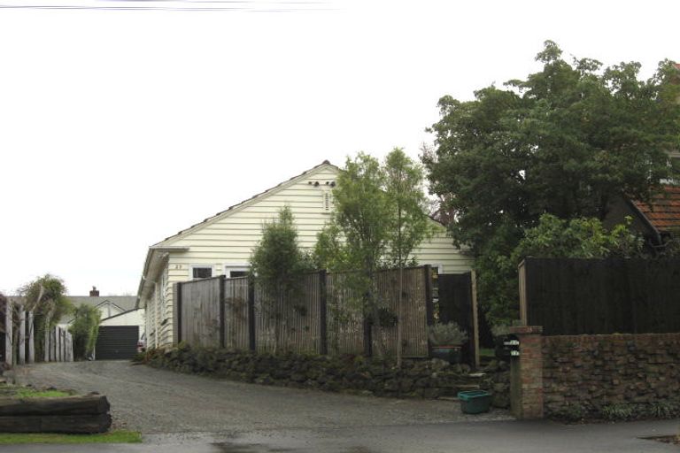 Photo of property in 2/23 Webb Street, St Albans, Christchurch, 8014