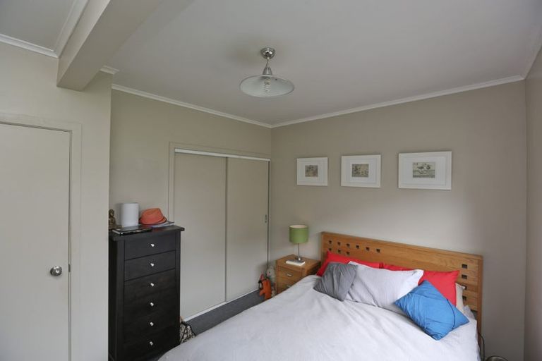 Photo of property in 4a Sea Spray Drive, Bucklands Beach, Auckland, 2012