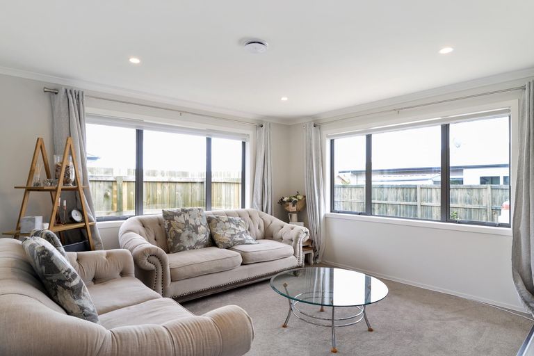 Photo of property in 14 Twain Crescent, Owhata, Rotorua, 3010