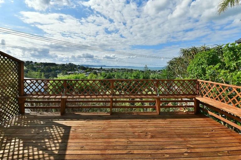 Photo of property in 22 Scott Road, Stanmore Bay, Whangaparaoa, 0932
