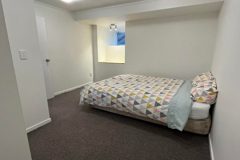 Photo of property in 2/44 Ribble Street, Island Bay, Wellington, 6023