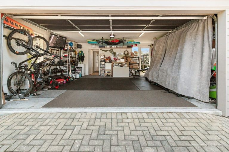 Photo of property in 1 Little Maude Drive, Lake Hawea, Wanaka, 9382