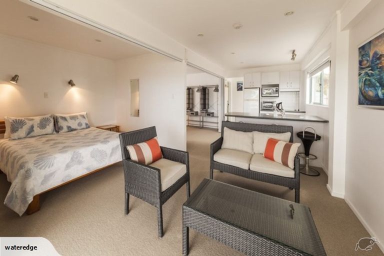 Photo of property in 8 Papaka Road, Ngunguru, Whangarei, 0173