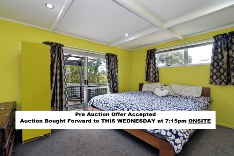 Photo of property in 28 Matama Road, Glen Eden, Auckland, 0602