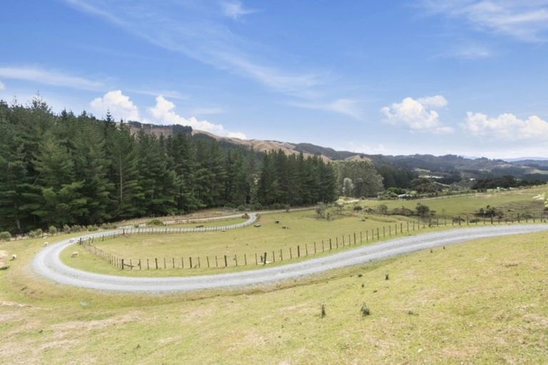 Photo of property in 91b Kakariki Way, Whitemans Valley, Upper Hutt, 5371
