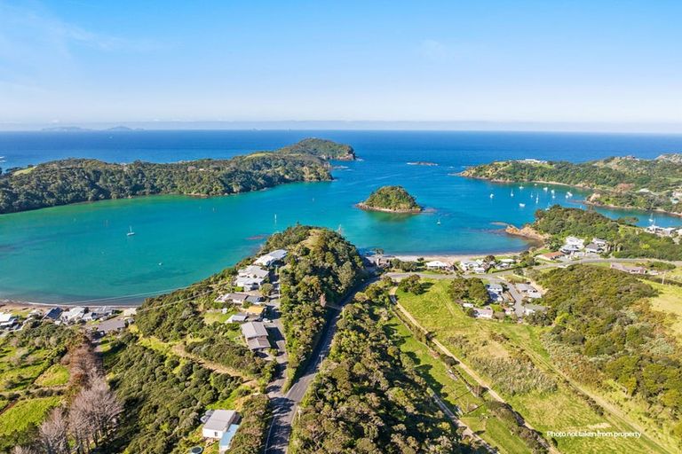 Photo of property in 32 Pacific Bay Road, Tutukaka, Whangarei, 0173