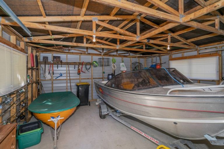 Photo of property in 50 Banks Street, Cooks Beach, Whitianga, 3591