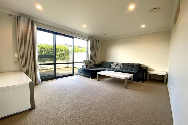 Photo of property in 5 Louis Braille Lane, Flat Bush, Auckland, 2019