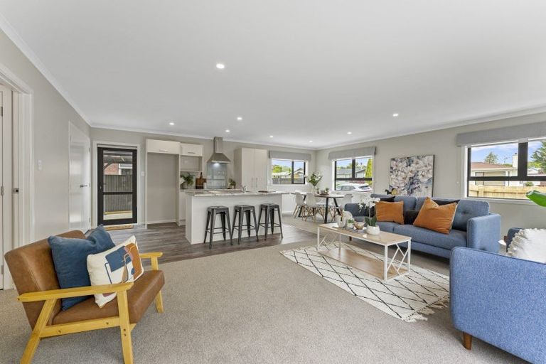 Photo of property in 15a Freyberg Street, Feilding, 4702