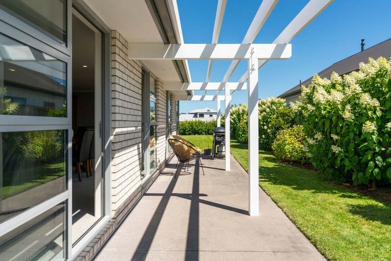 Photo of property in 15 Kara Place, Wharewaka, Taupo, 3330