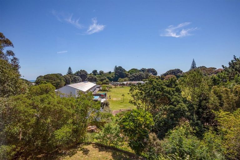 Photo of property in 3 Mira Grove, Paekakariki, 5034