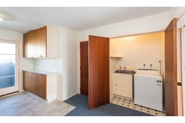 Photo of property in 3/19 Whitmore Street, Edgeware, Christchurch, 8013