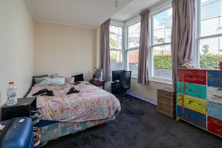 Photo of property in 16 Austin Street, Mount Victoria, Wellington, 6011
