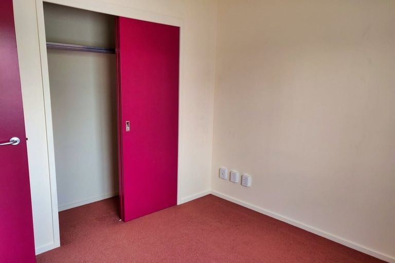 Photo of property in 8/3 Kelvin Grove, Te Aro, Wellington, 6011